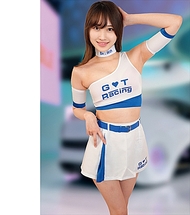 美月