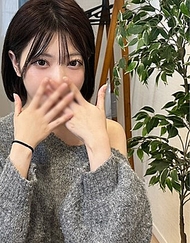 獨家販售【29日止990pt】【初拍】膚白模特兒身材F罩杯美月醬。插入巨根後態度大變，連連高潮喊著「不行…好舒服！」的超敏感身體。激烈抽插下不斷喘息呻吟，將熱騰騰的精液全部吞下！