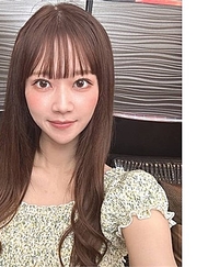 被神所愛的風格♪Instagram網紅兼現役模特的千秋ちゃん。臉蛋、身材、親和力、緊緻度，無一不備的頂級尤物！最後以中出讓人困惑。