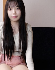 【初次拍攝】20歲H罩杯白皙美臀三拍子俱全的原新體操部隊長。雖然用小指勾勾約定「不會射在裡面」，但還是忍不住無視承諾！敏感度太高不斷高潮，愛液溢出的濕潤小穴被中出。