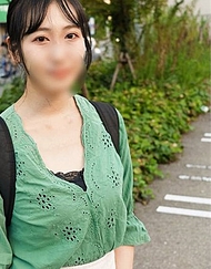 【初】※171cm高挑巨乳 透過交友app認識的剛上京的鄉下女孩 外表看似認真卻與之相反，是個舔蛋「想要內射」的淫蕩女子的故事