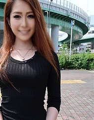 獨家販售[期間限定大放送！15000pt➡1980pt]＜無修正＞美甲專科學校講師❤白皙素肌！自慰無法滿足……將一切展露無遺！擁抱感極佳的淫亂BODY，濃厚中出！