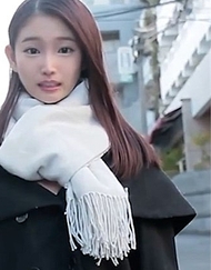 立志成為播音員的高學歷女大學生20歲 人生中唯一一次的性愛錄影，首次也是最後一次，在就業活動前拍攝。※數量限定