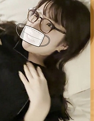 攝影師愛上的接待小姐與無劇本的真實性愛拍攝 IMEDAMAFC2