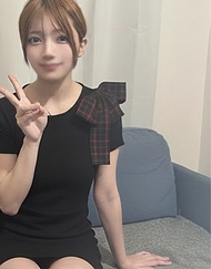 .【3P】【陰道深處兩發射】膚白模特身材的水希醬3P解禁。經過多次交涉終於同意3P「OK！」首次多人體驗達到高潮，陰道深處連續被熱精液中出。