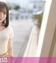 145cm的矮小美少女被推到極限！熱愛大○○的平胸變態美少女狂啃○○！纖細的身體被極粗○○猛烈頂入，噴潮大爆發，達到爆裂高潮！真實搭訕，首次拍攝。2240 真實搭訕，首次拍攝。2240