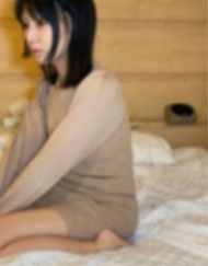 .【個人拍攝】第一次看到長腋毛的女性。聊過之後得知她的情況，感到非常驚訝。