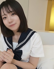 .身材出眾、膚色白皙的美體女孩。「啊，感覺好舒服...」粉嫩私處相性極佳，多次達到高潮。愛液滿溢的深處被徹底貫穿，注入激烈的精液。