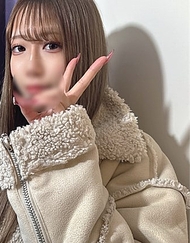 【初次拍攝】※附贈特典　身材苗條、小麥色肌膚的秀場舞者美女。擁有10年舞蹈經驗的緊緻身軀被粗大的陰莖激烈抽插，連續高潮。愛液滿溢的陰道深處被大量中出。