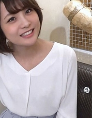 東京在住、21歲、立志成為播音員的大學生，抱著試試看的心態交涉後，竟然奇蹟般地拍攝到了性愛錄影。