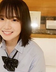 【年度排行榜壓倒性第1人氣！】在SNS上認識的擁有水嫩肌膚的美巨乳實在太驚人，系列三部作的①以特別價格發售！