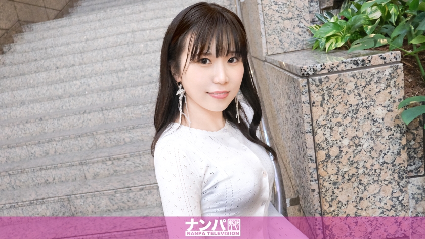 認真隨和的初次拍攝。 2189 小狗般的美少女不可能有大屁股！ ！深深的吻和吸吮她的乳頭，從內褲中大量湧出！ ！她高興地搖晃著她的大屁股，跪在地上乞求舔陰，然後從後面用大屁股波浪操她！ ！她滴下並噴射出淫穢的汁液，她可愛的臉因淫蕩而崩潰，她尖叫著“我要高潮，我要高潮！”！