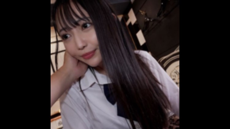 【緊急】一位無需介紹的前偶像。這位突然隱退24年的女孩終於準備好在FC2上令人震驚的首次亮相中受孕了