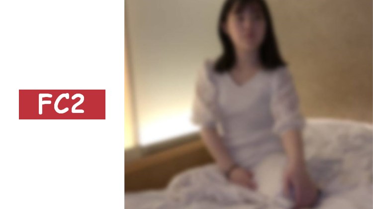 ※截至13日初次限定80％OFF※【露臉】【中出】在他人棒下翻白眼瘋狂高潮的保育士人妻，在光天化日之下展現了極度淫亂的一面。