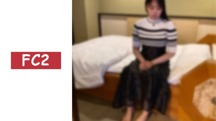 .【無修正】【3P】雖然眼神帶著反抗，說著「不要亂來」，但女性的身體卻被玩弄。