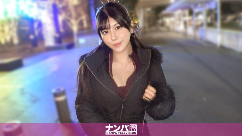 興奮高漲的香檳女孩也太色了吧！身材極佳，色氣滿滿！平常開香檳提高周圍人的興奮度，但只要做愛就越做越興奮、變得更色情的超色姐姐就在這裡！G罩杯櫻色乳頭敏感度太高，乳頭就能高潮！以為是漂亮姐姐，結果是個很厲害的女人w 真的是搭訕，初次拍攝。2302