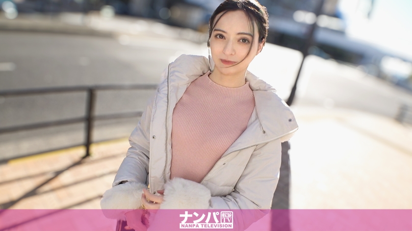 苗條混血女子爆潮！！不管從哪個角度看都美麗啊・・・。像瓷器人偶一樣的肌膚上，淋上黏稠的精液！！適合纖細身體的粉紅色乳頭和陰蒂被跳著吃！！不要錯過混血女子的扭動姿態・・・！ 真實搭訕，初次拍攝。2313