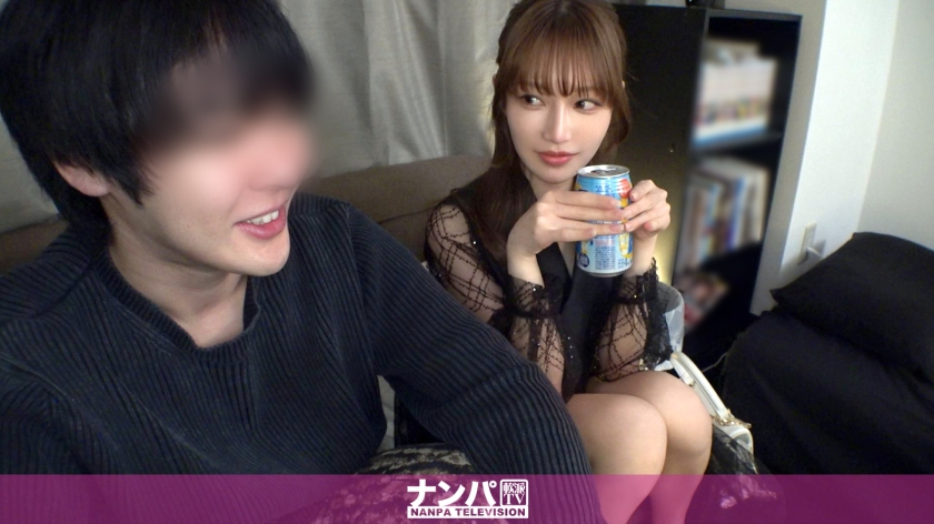 【交友App密會】纖細身材下隱藏的驚人E罩杯！把假日女友約出來後，竟然是讓理性崩壞的「神級身材」。在百戰百勝的搭訕大師的幹砲房，帶回家偷拍SEX 448